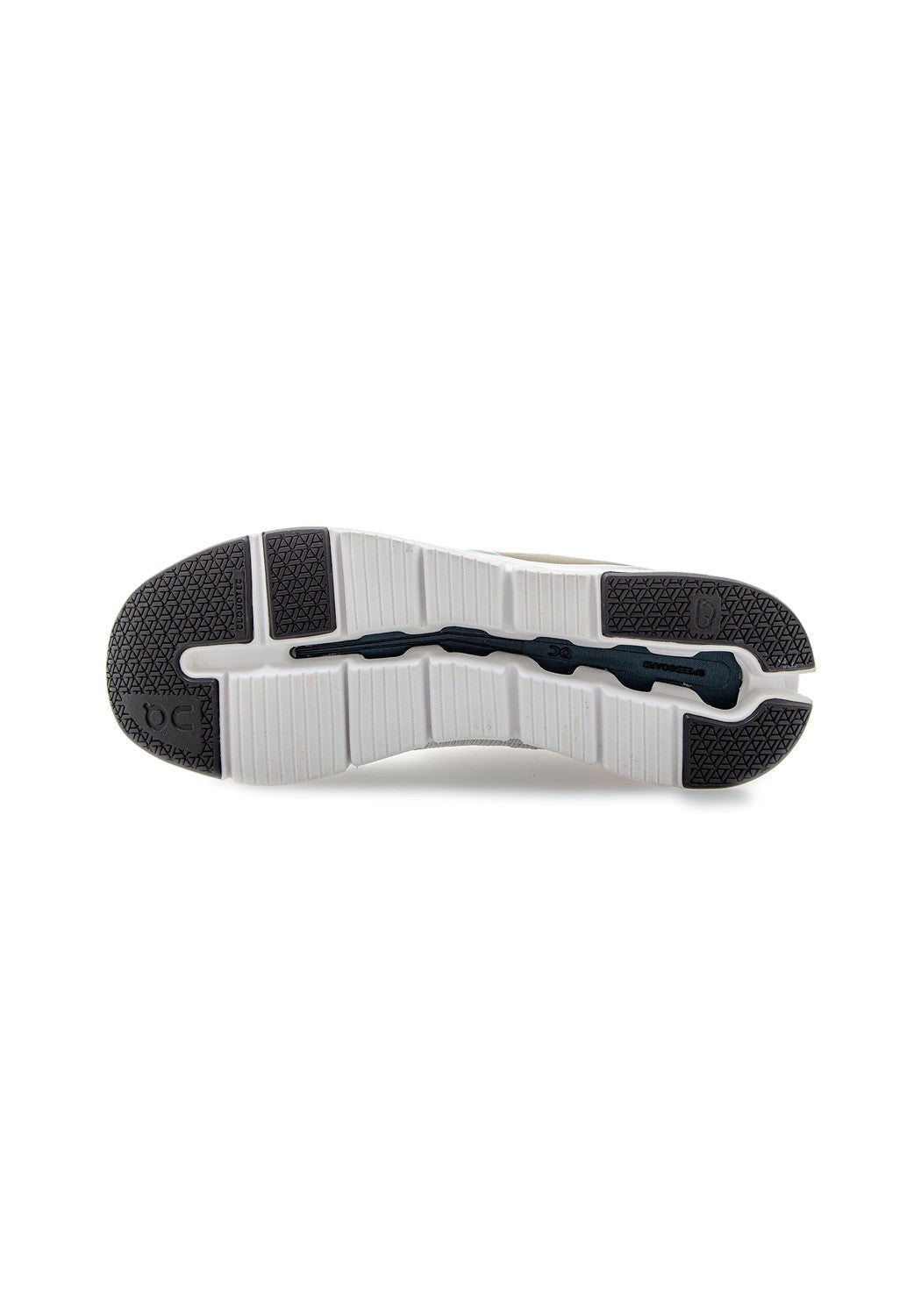 87.98448 M Cloudrift ivory/storm | Bildmaterial bereitgestellt von SHOES.PLEASE.