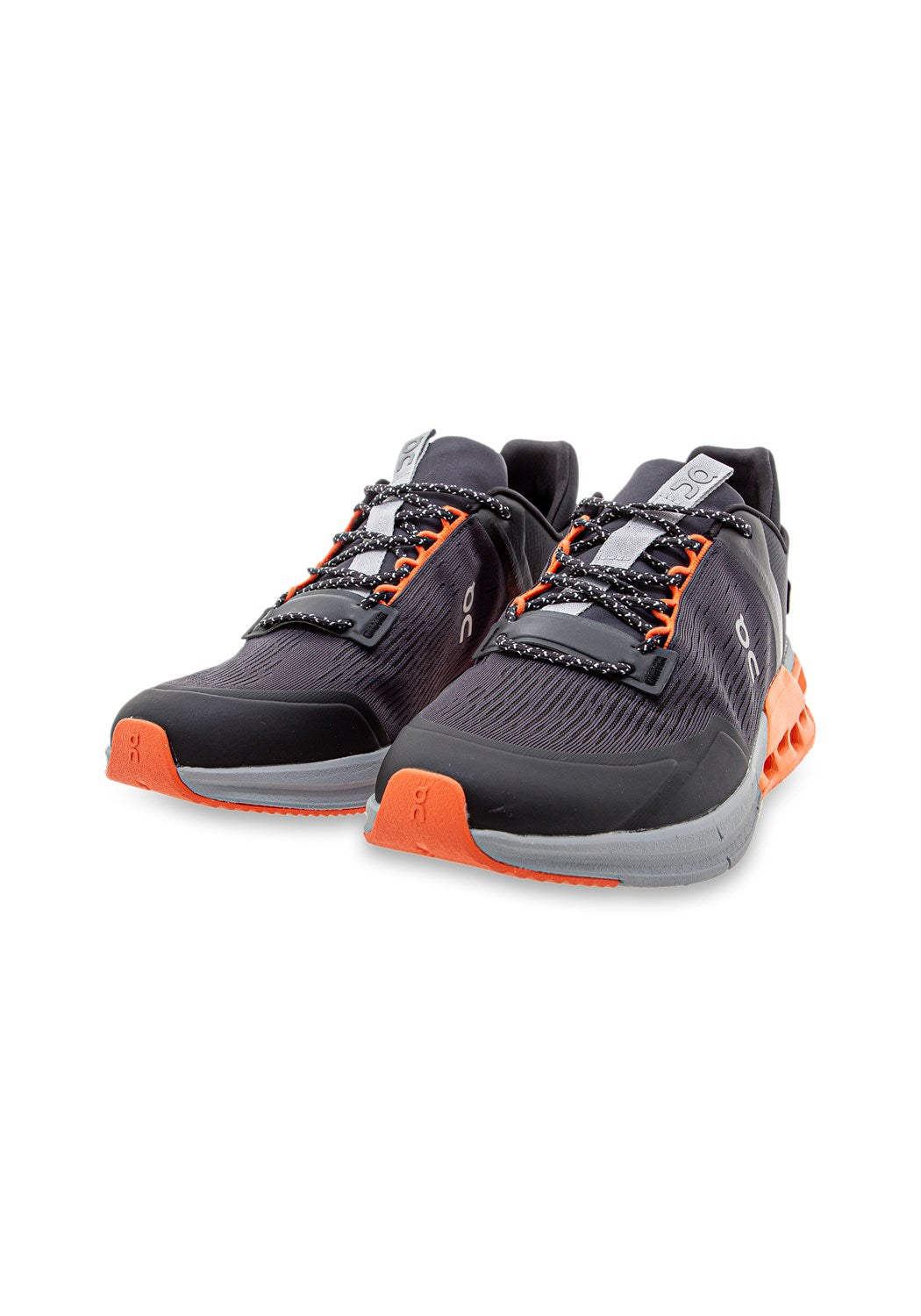 3MD10260666 M Cloudnova black/flame | Bildmaterial bereitgestellt von SHOES.PLEASE.