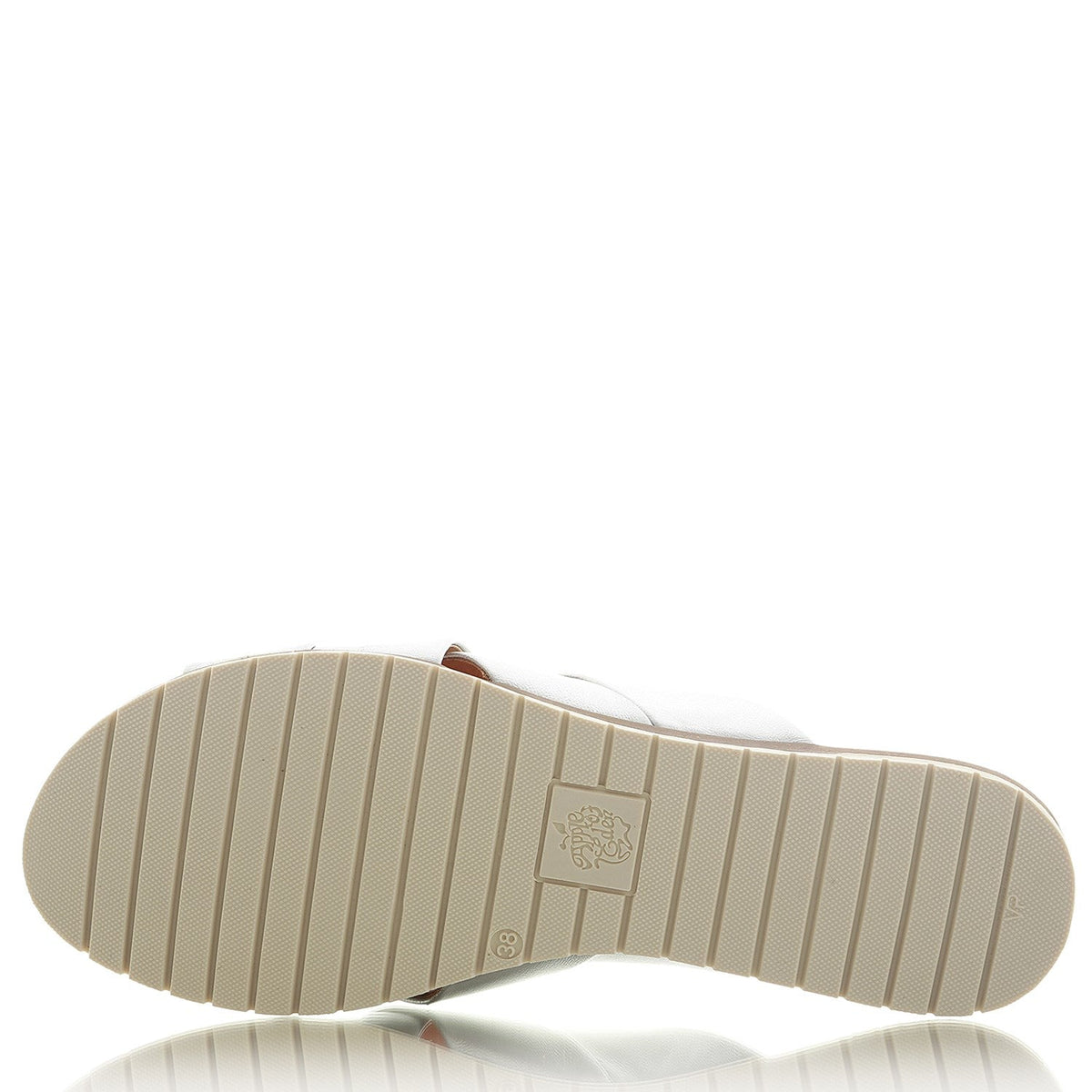 Berta 19 plata | Bildmaterial bereitgestellt von SHOES.PLEASE.
