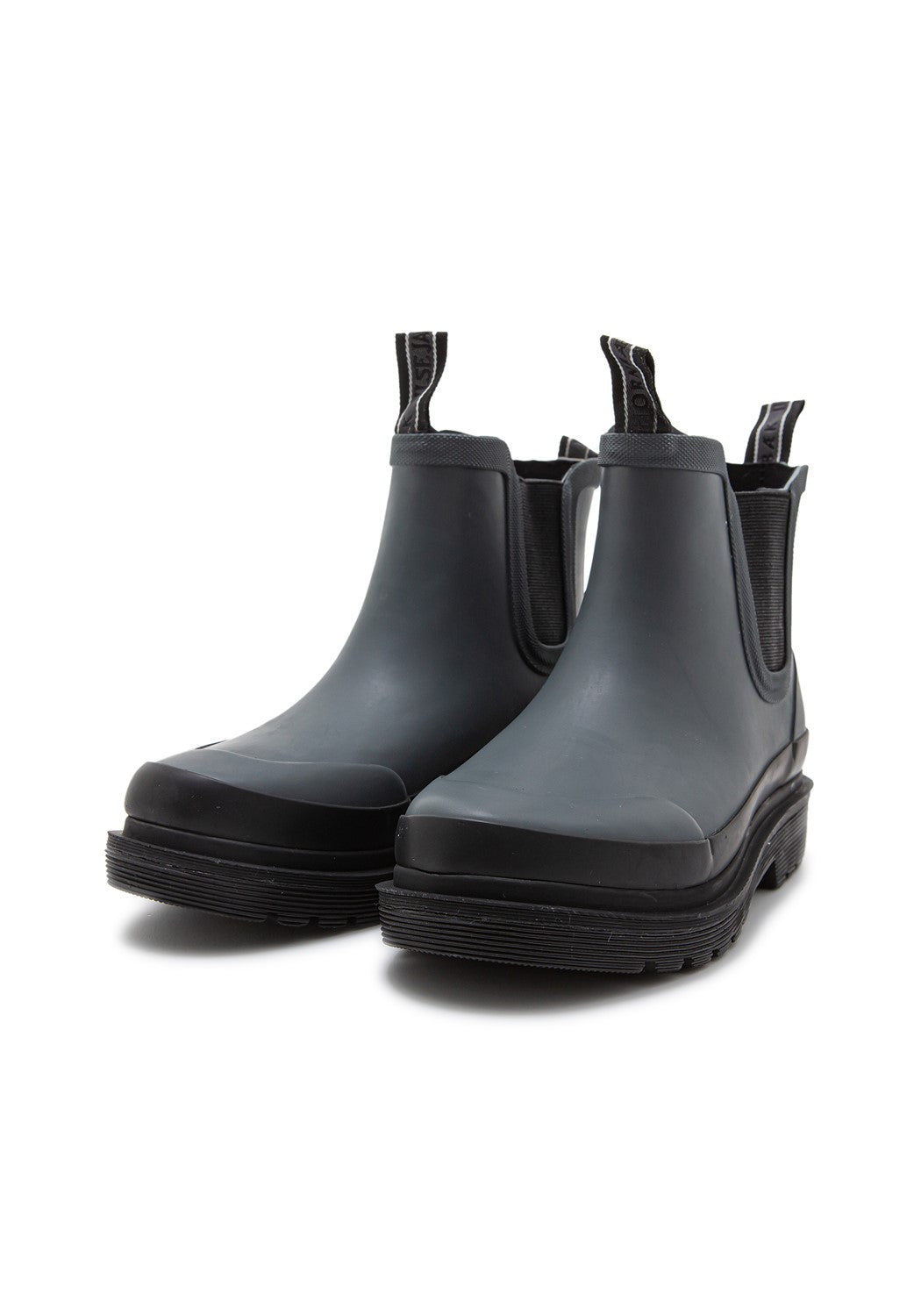 Short Rub dark shadow | Bildmaterial bereitgestellt von SHOES.PLEASE.