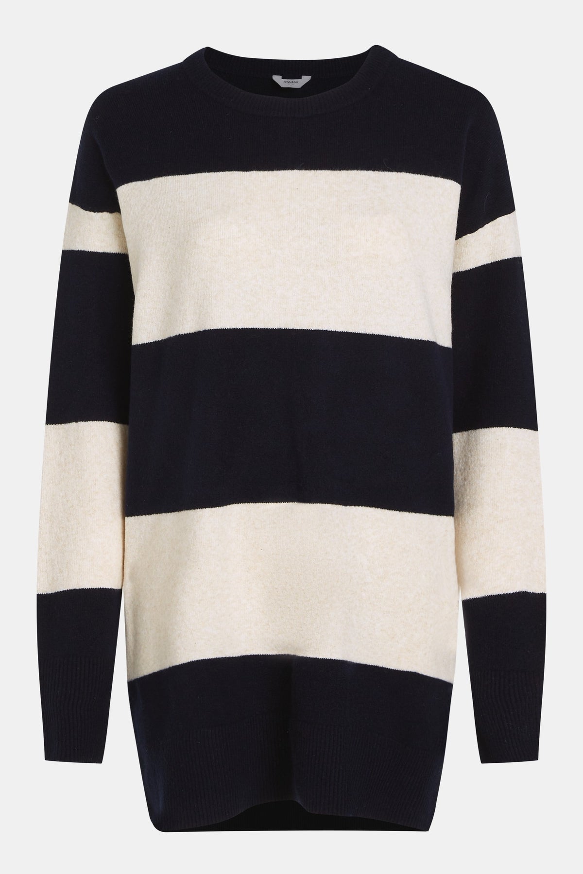 Dress stripe navy/cream | Bildmaterial bereitgestellt von SHOES.PLEASE.