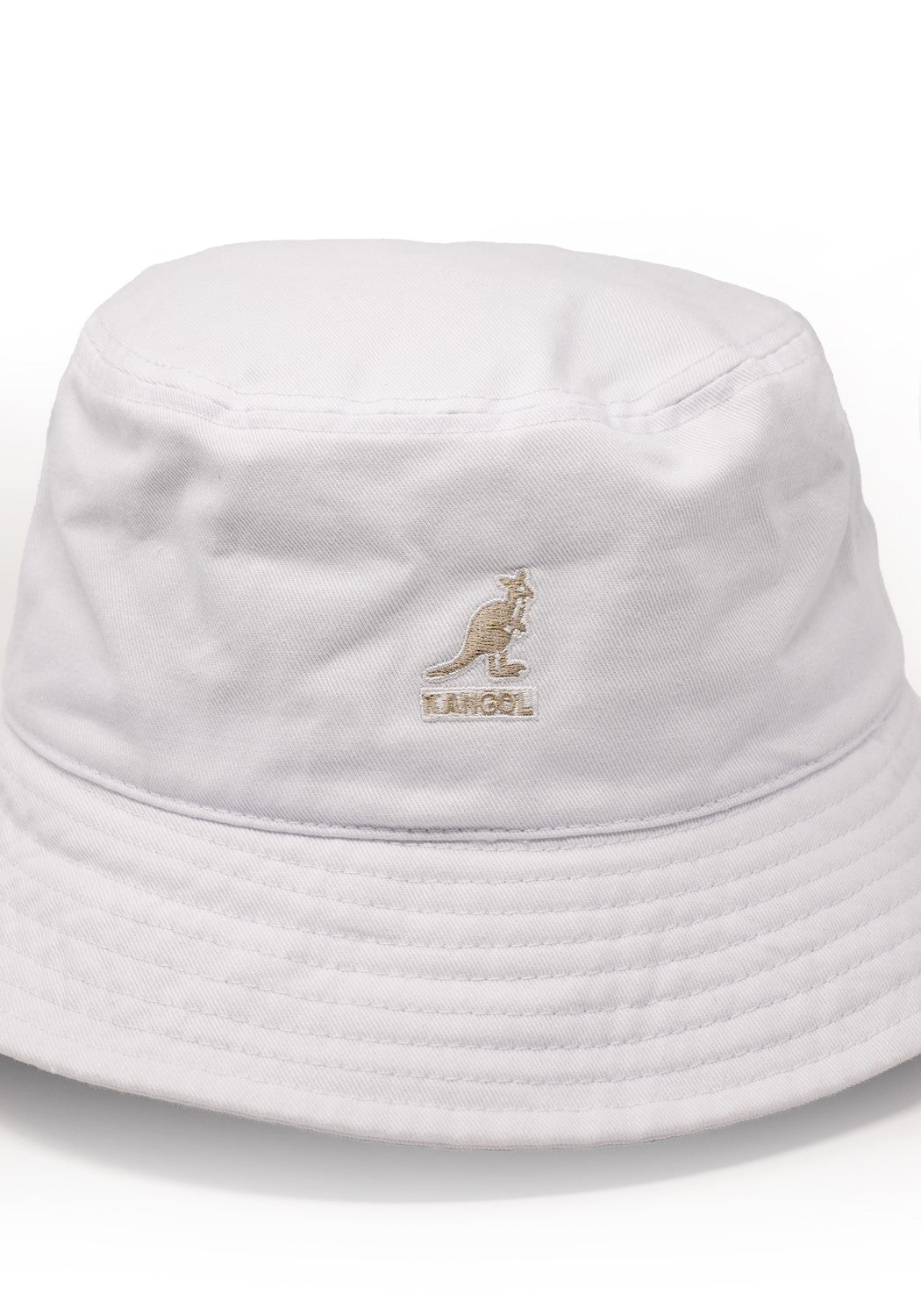 Washed Bucket white | Bildmaterial bereitgestellt von SHOES.PLEASE.