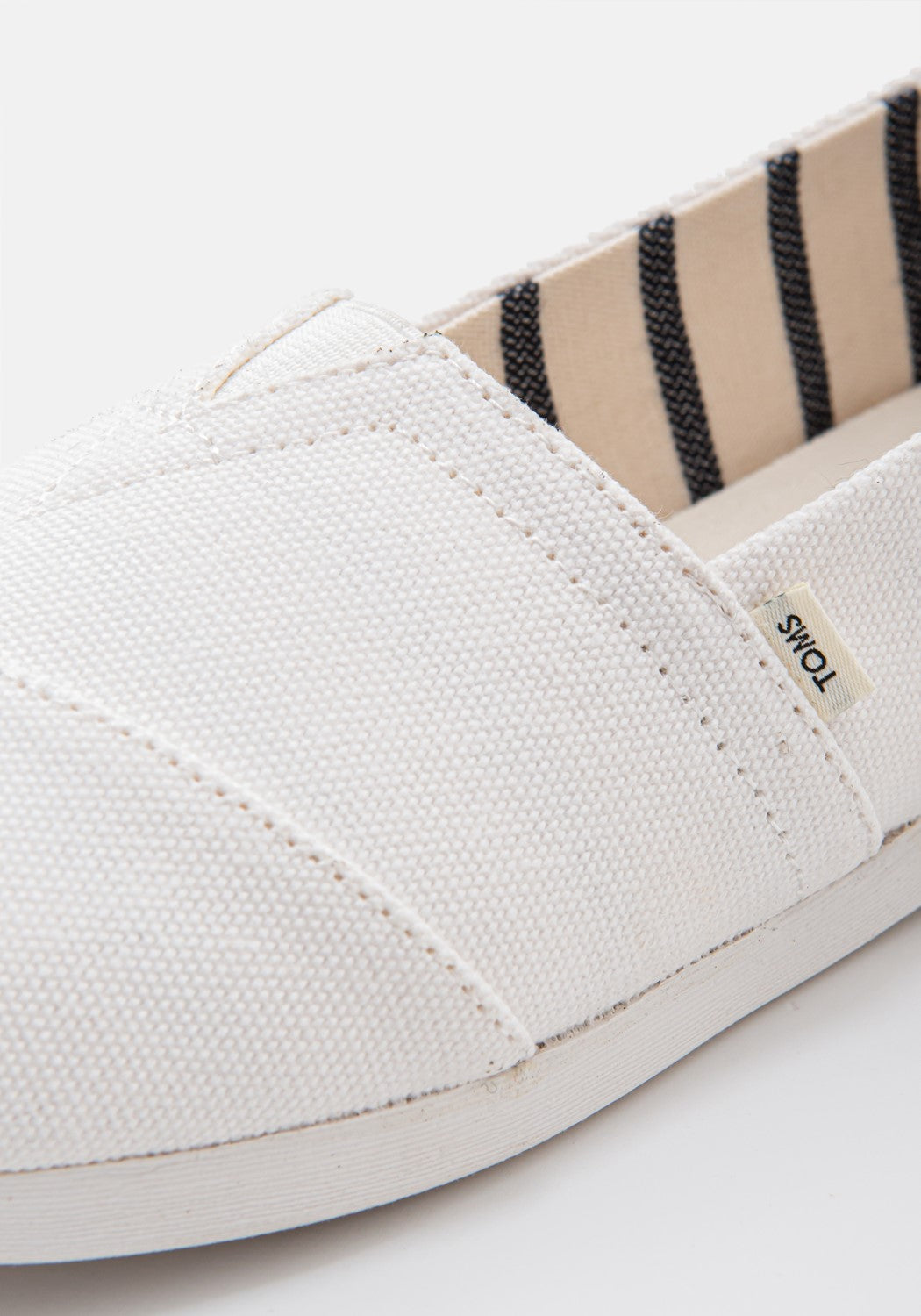 10015757 WM Heritage Canvas white | Bildmaterial bereitgestellt von SHOES.PLEASE.