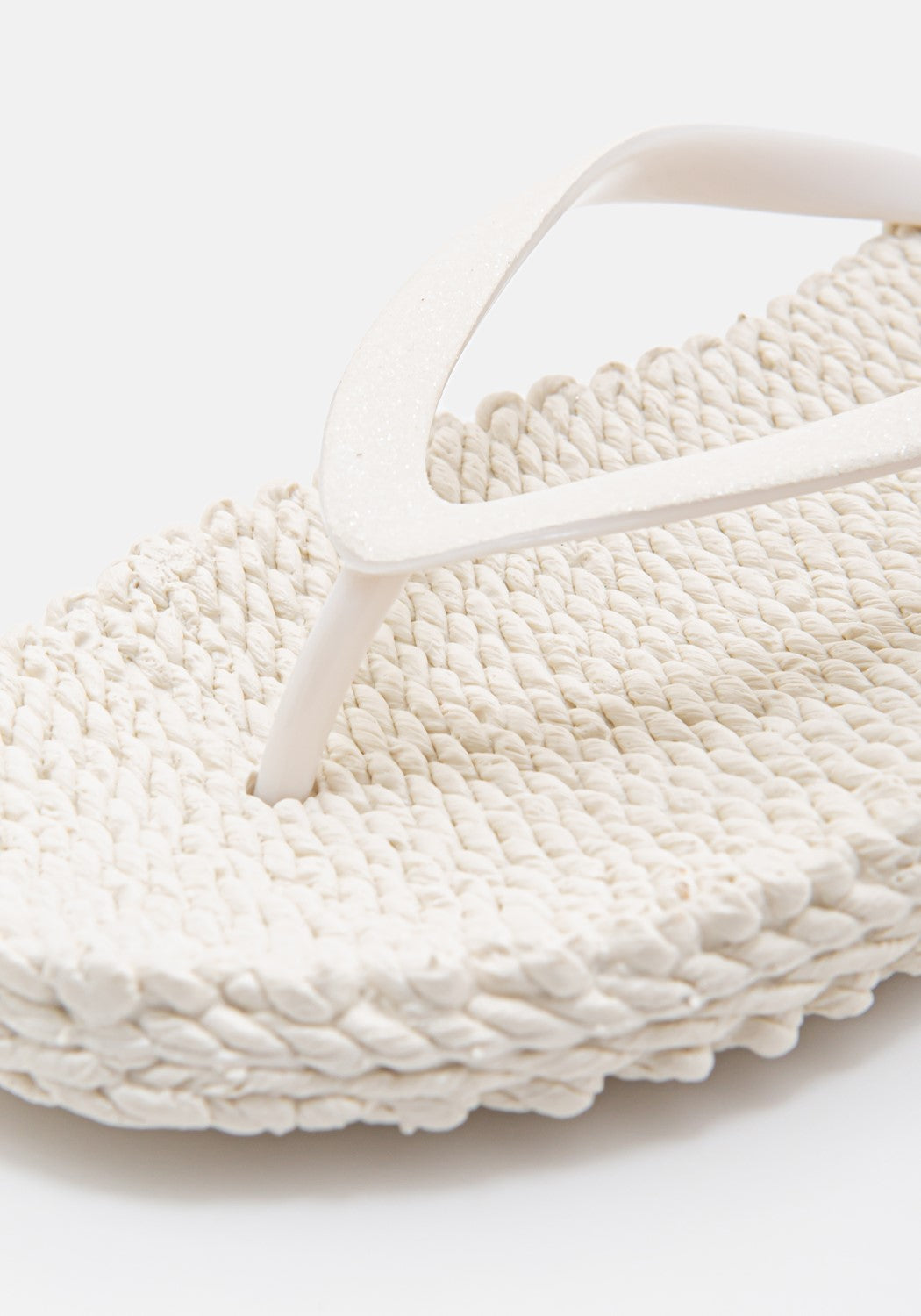 Flip Flop with Glitter creme hell | Bildmaterial bereitgestellt von SHOES.PLEASE.