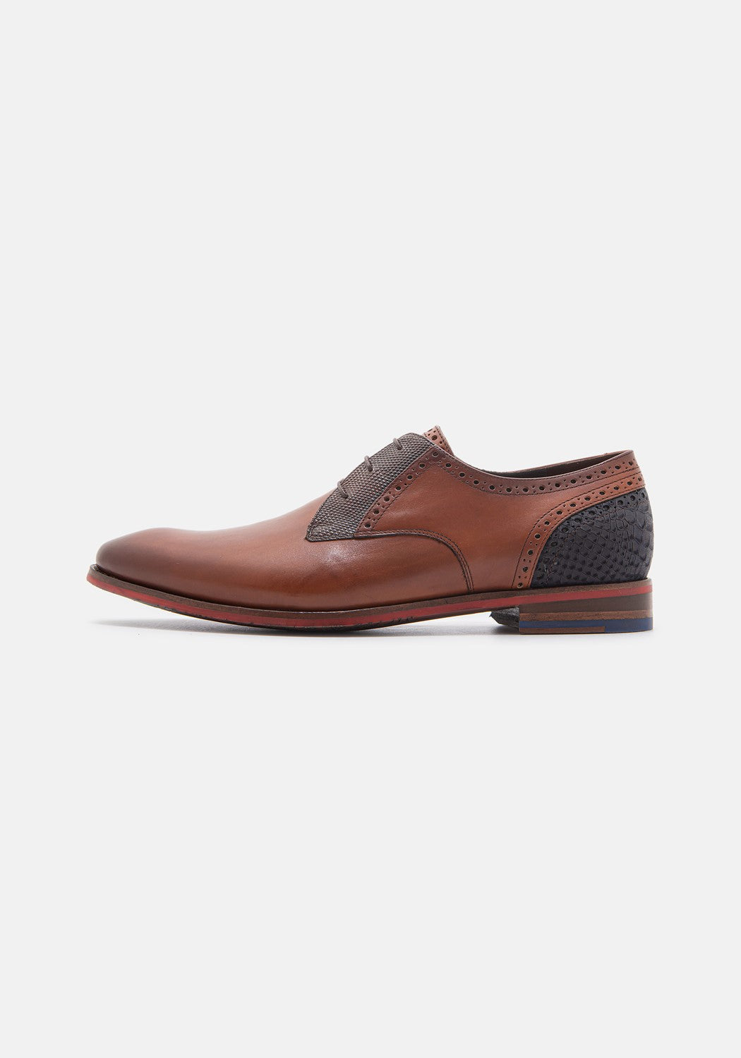 Floris Van Bommel| Bildmaterial bereitgestellt von SHOES.PLEASE.