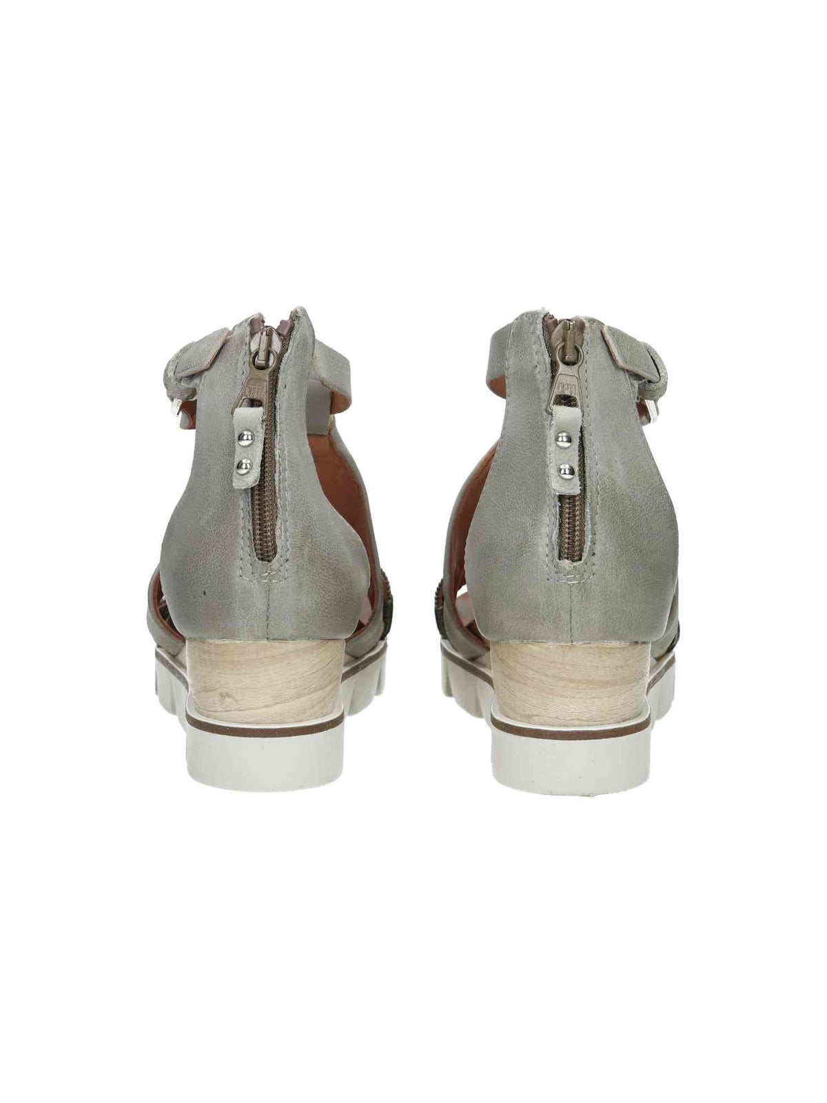 866026-0501-0001 medusa | Bildmaterial bereitgestellt von SHOES.PLEASE.