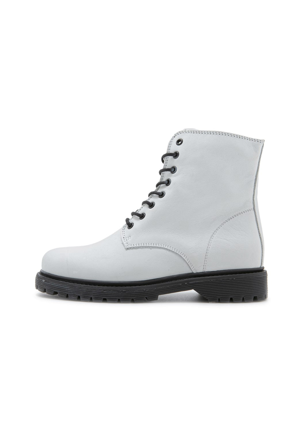 RSSunny Boot white | Bildmaterial bereitgestellt von SHOES.PLEASE.