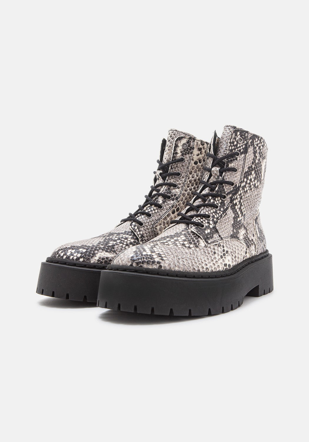Mary Boot Pitton black/white snake | Bildmaterial bereitgestellt von SHOES.PLEASE.