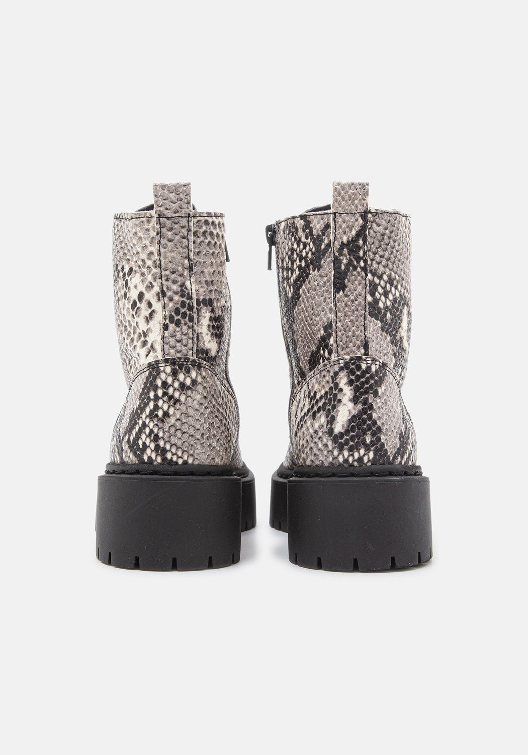 Mary Boot Pitton black/white snake | Bildmaterial bereitgestellt von SHOES.PLEASE.