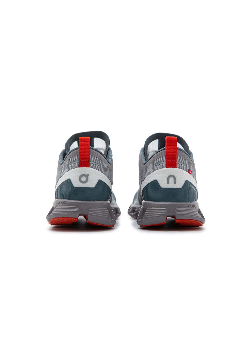 38.99121 W Cloud X Shift alloy/red | Bildmaterial bereitgestellt von SHOES.PLEASE.