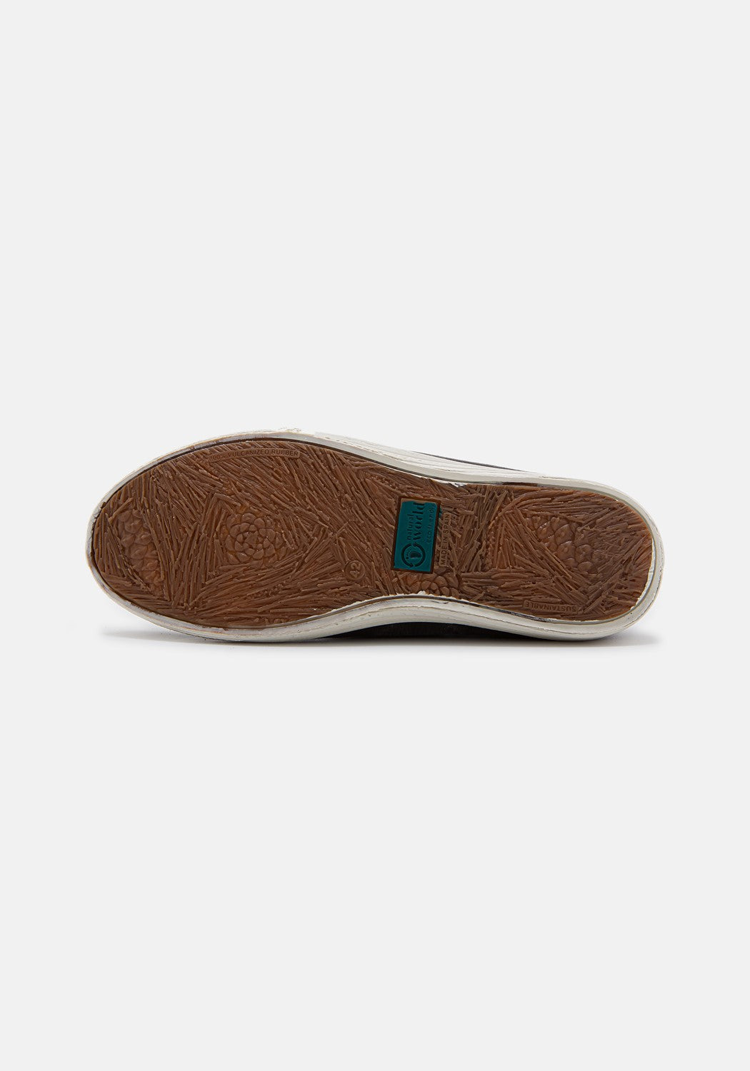 303E Nautico Enzimatico negro enz | Bildmaterial bereitgestellt von SHOES.PLEASE.