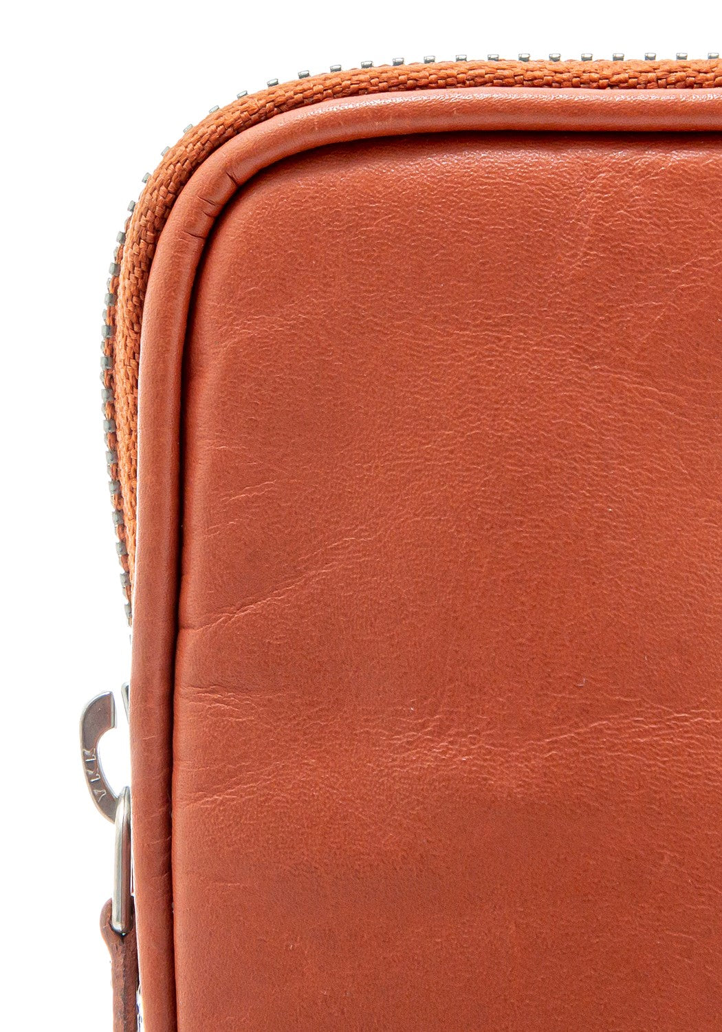 Prune Phone bag ginger biscuit | Bildmaterial bereitgestellt von SHOES.PLEASE.