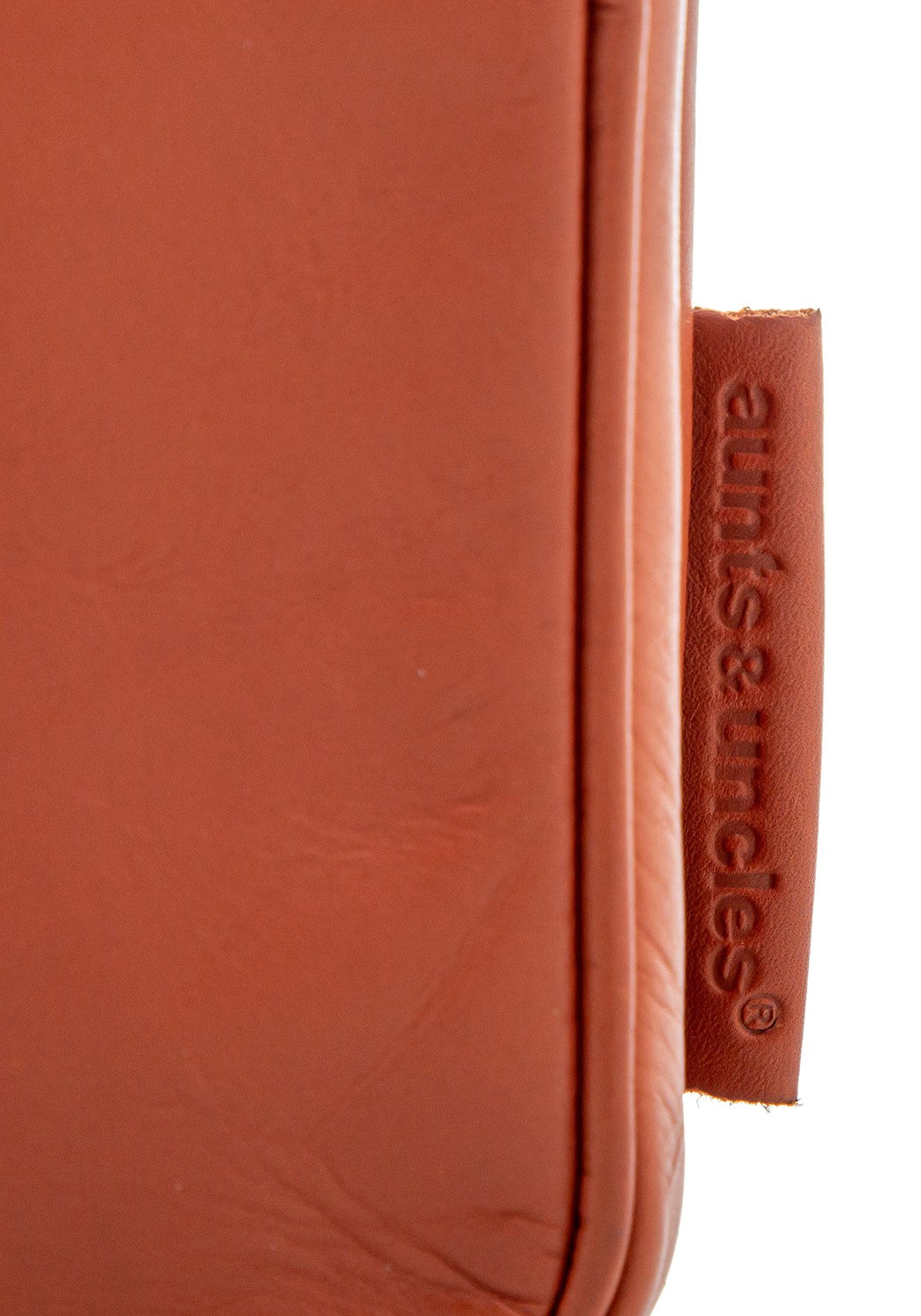 Prune Phone bag ginger biscuit | Bildmaterial bereitgestellt von SHOES.PLEASE.