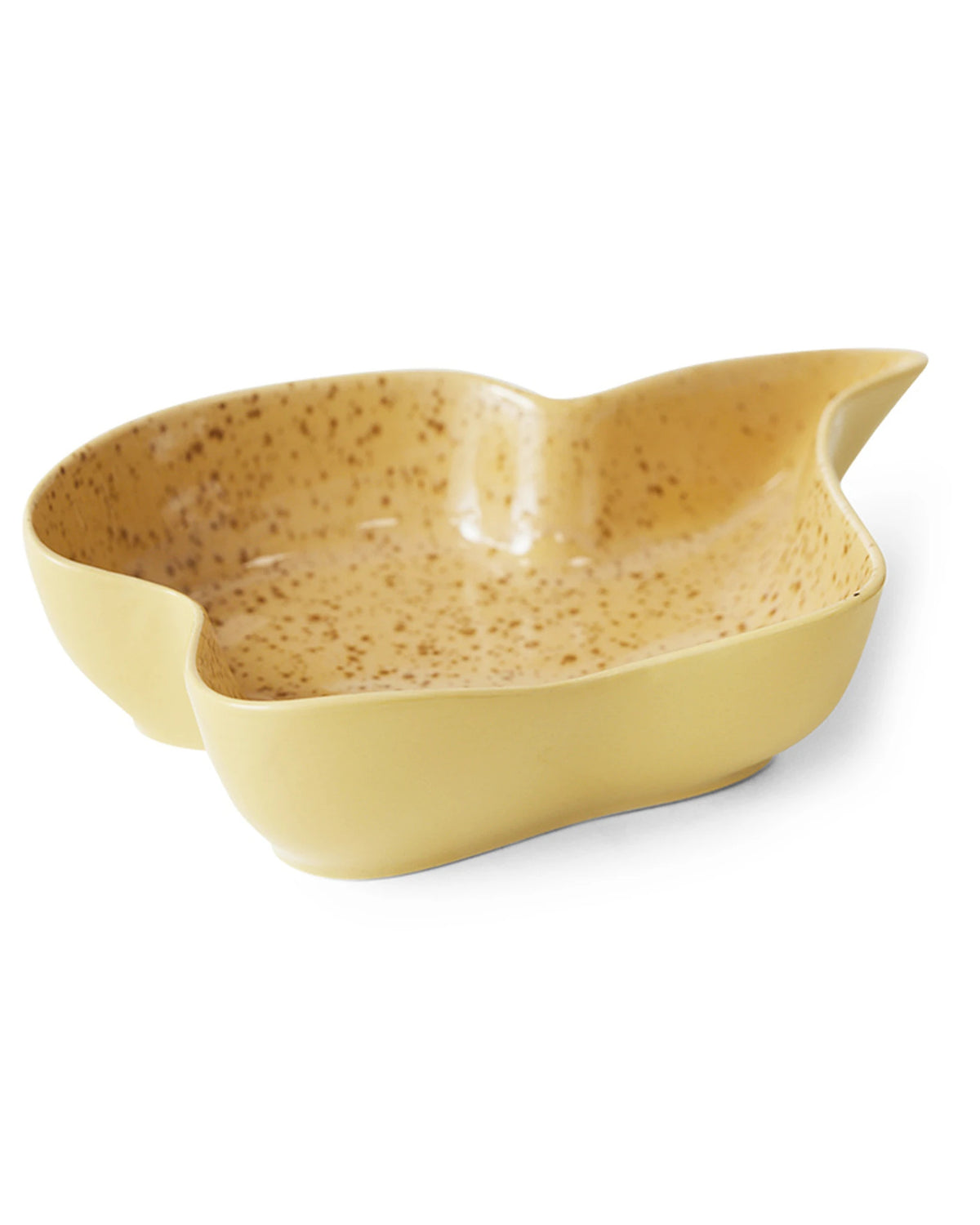 Shell serving bowl vanille | Bildmaterial bereitgestellt von SHOES.PLEASE.