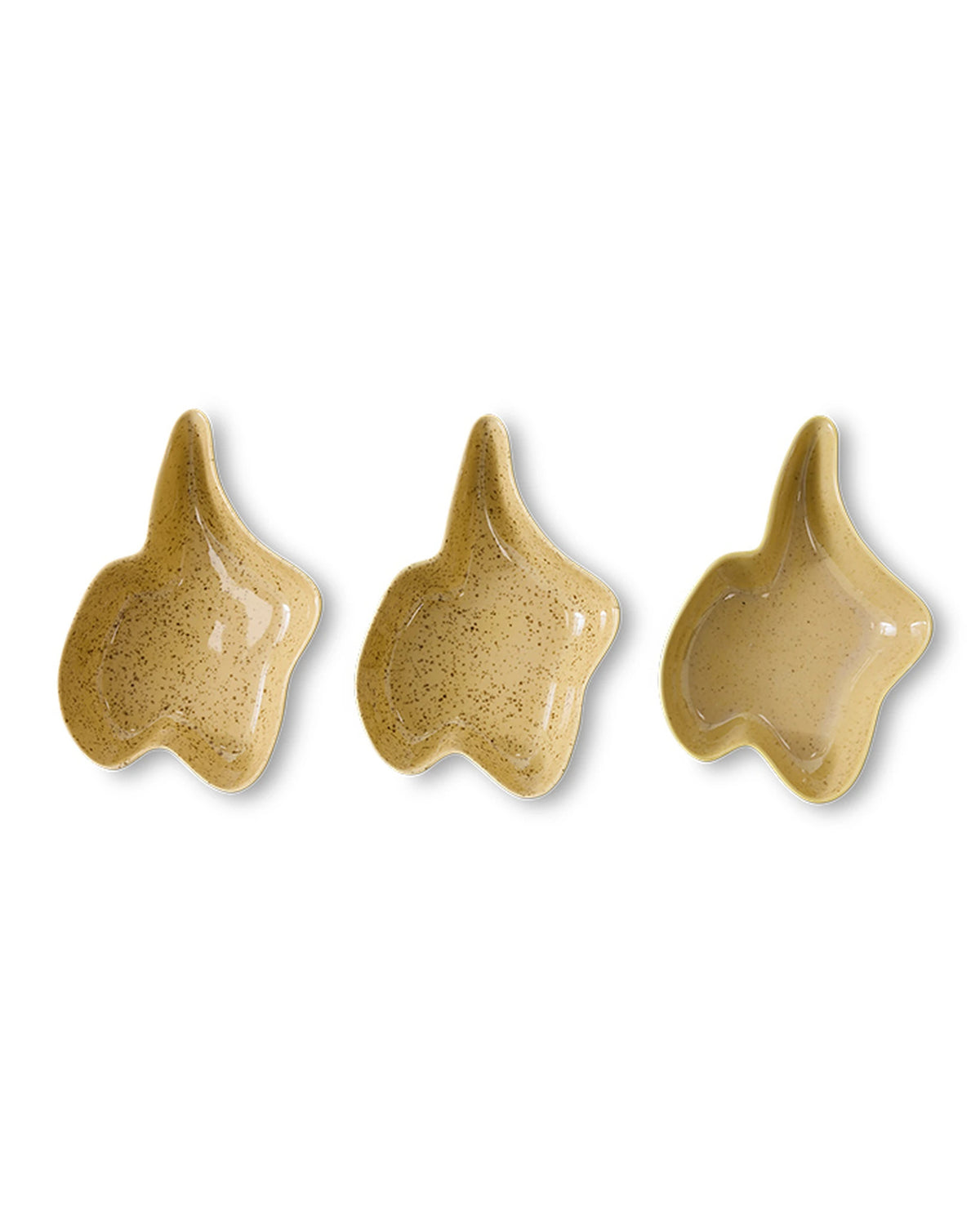 Shell serving bowl vanille | Bildmaterial bereitgestellt von SHOES.PLEASE.