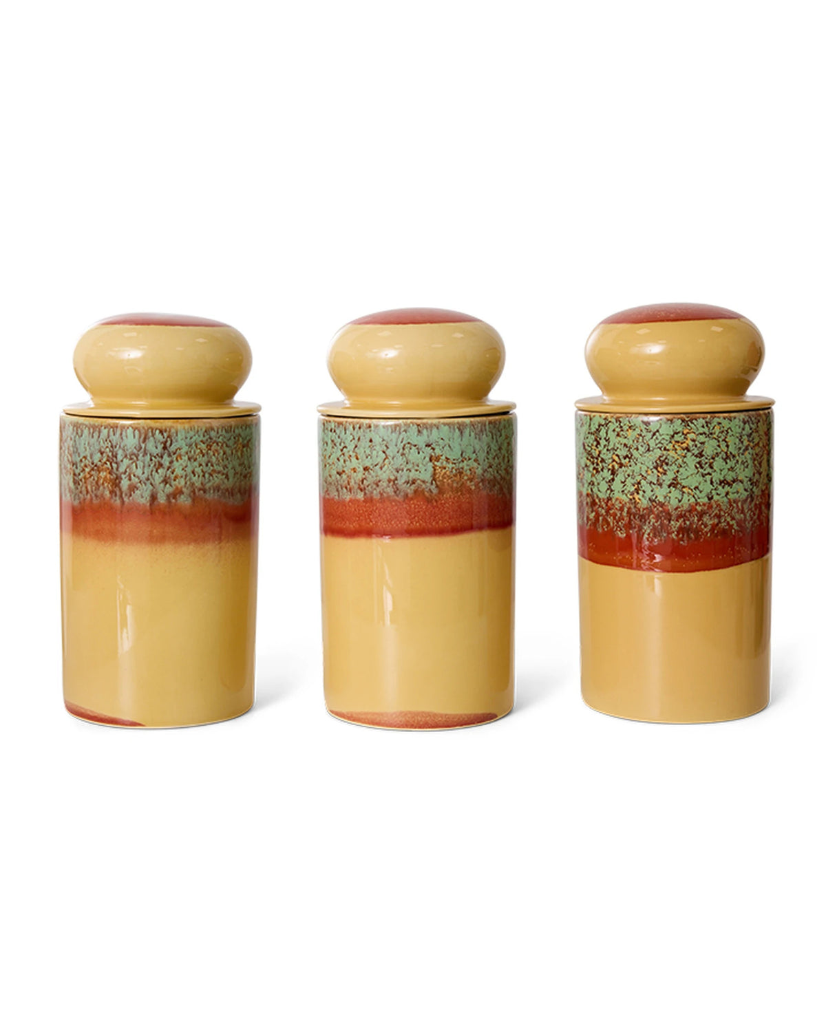 70s ceramics storage jar cove | Bildmaterial bereitgestellt von SHOES.PLEASE.