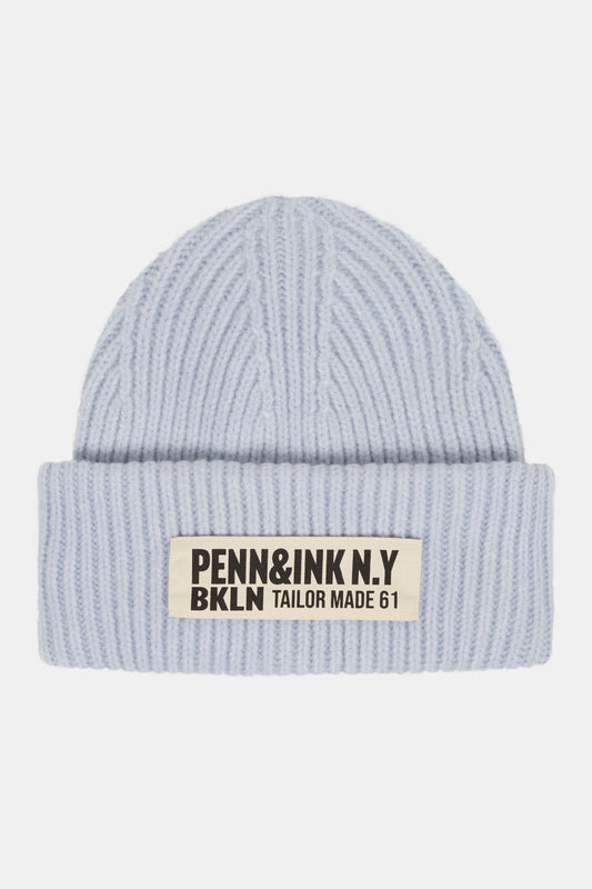 Beanie light blue