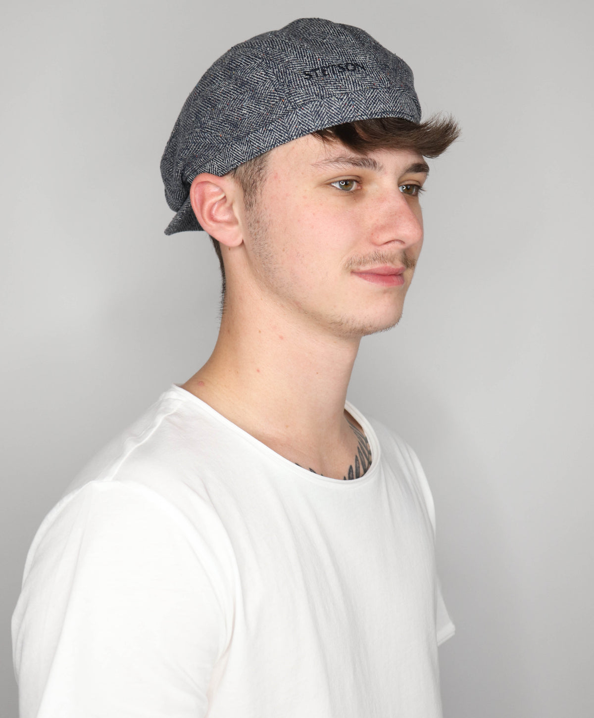 Driver Cap Silk fischgrat blau grau | Bildmaterial bereitgestellt von SHOES.PLEASE.