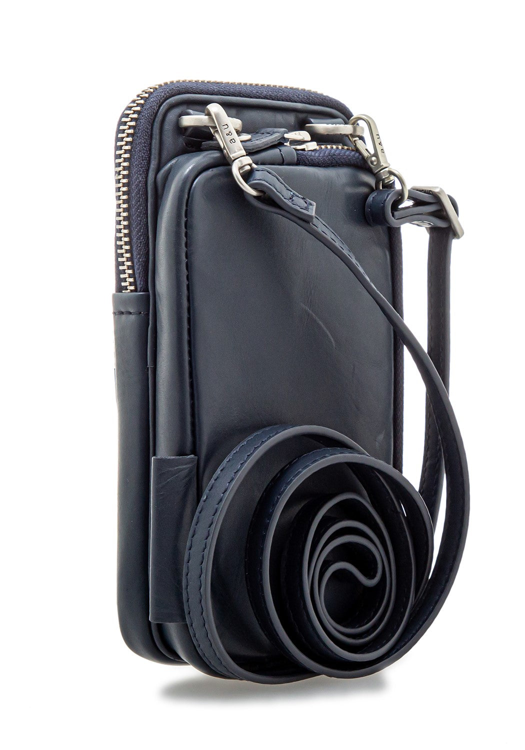 Prune Phone bag whale blue | Bildmaterial bereitgestellt von SHOES.PLEASE.