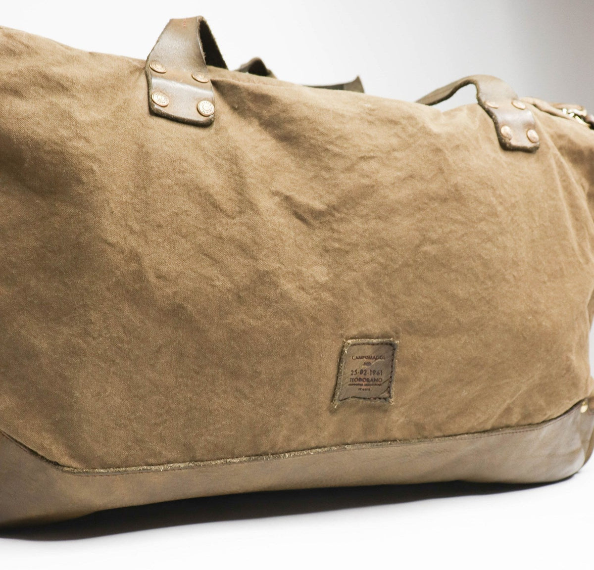 C037420ND-X0011-F2501 Weekend Bag v.mili | Bildmaterial bereitgestellt von SHOES.PLEASE.