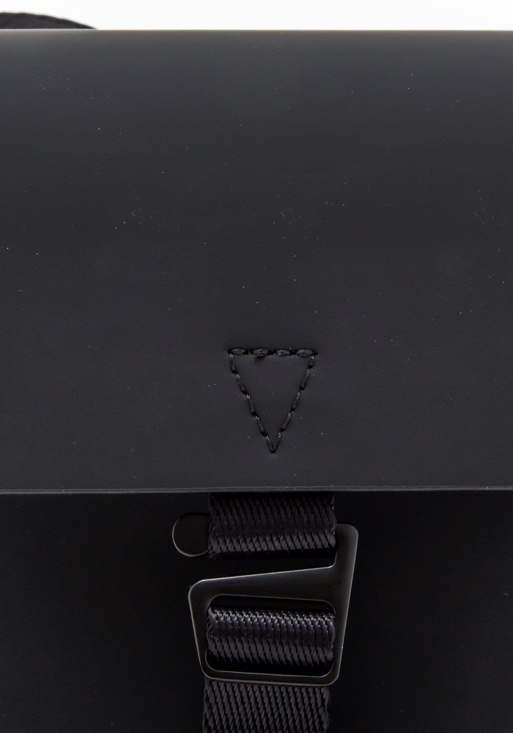 Spläsh Mini Crossbody  black | Bildmaterial bereitgestellt von SHOES.PLEASE.