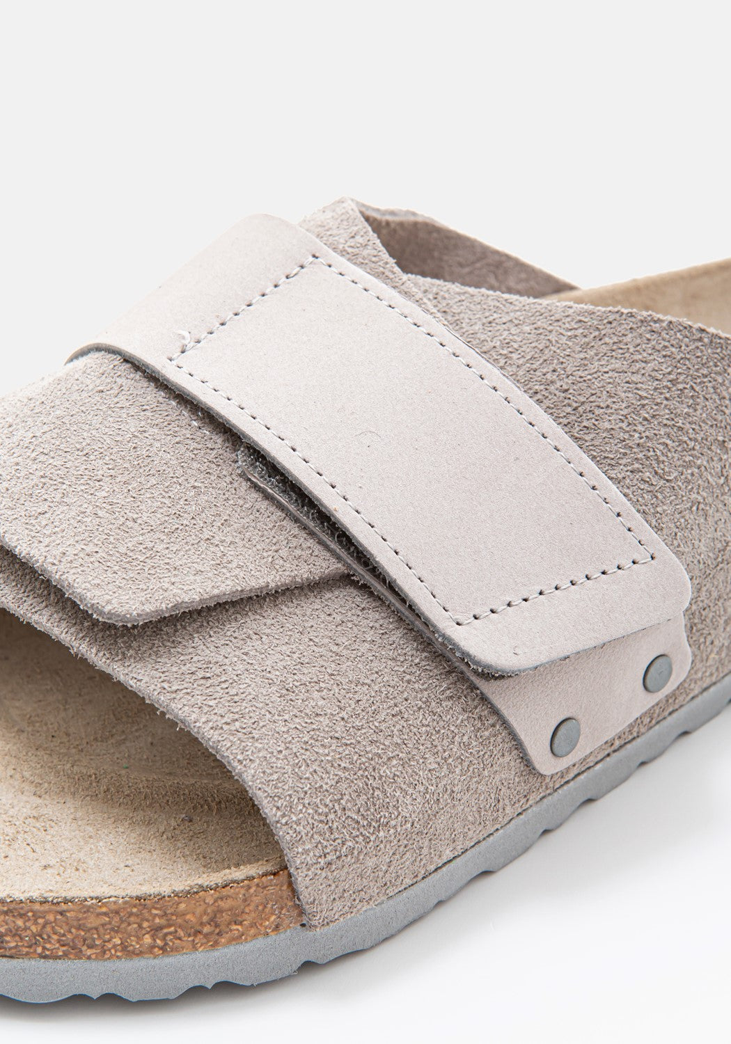 Kyoto VL/NU stone coin | Bildmaterial bereitgestellt von SHOES.PLEASE.