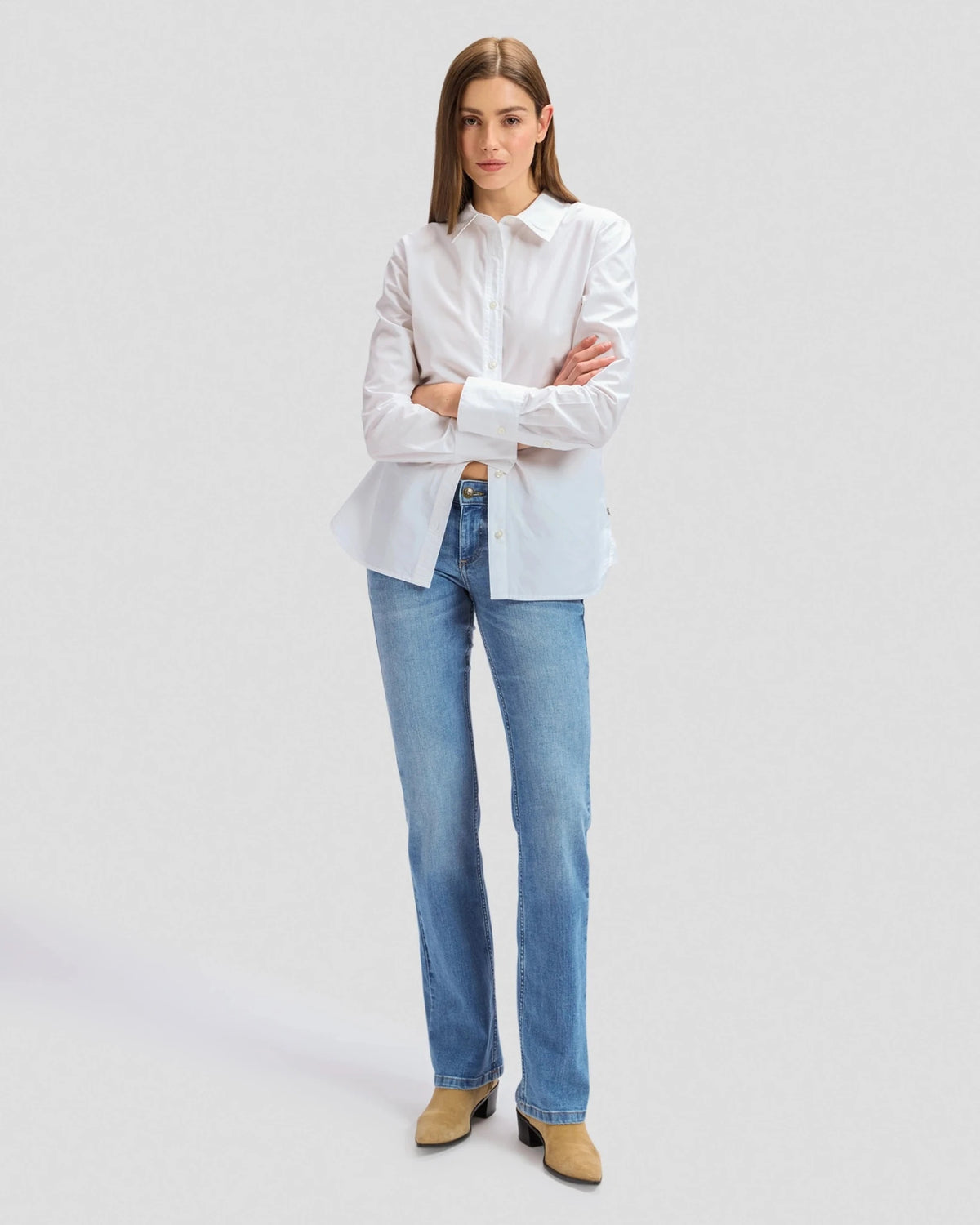 JESSICA RISING_SIGN medium denim | Bildmaterial bereitgestellt von SHOES.PLEASE.