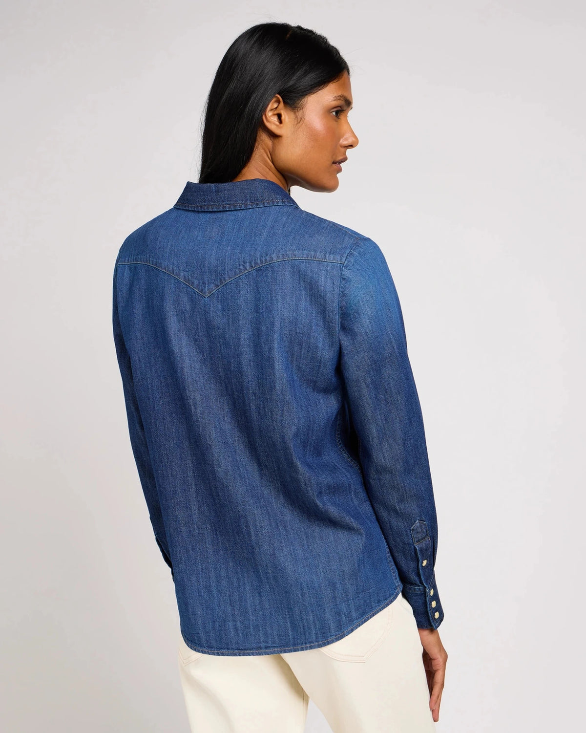 REGULAR_WESTERN_SHIRT THROUGH_THE_W medium denim | Bildmaterial bereitgestellt von SHOES.PLEASE.