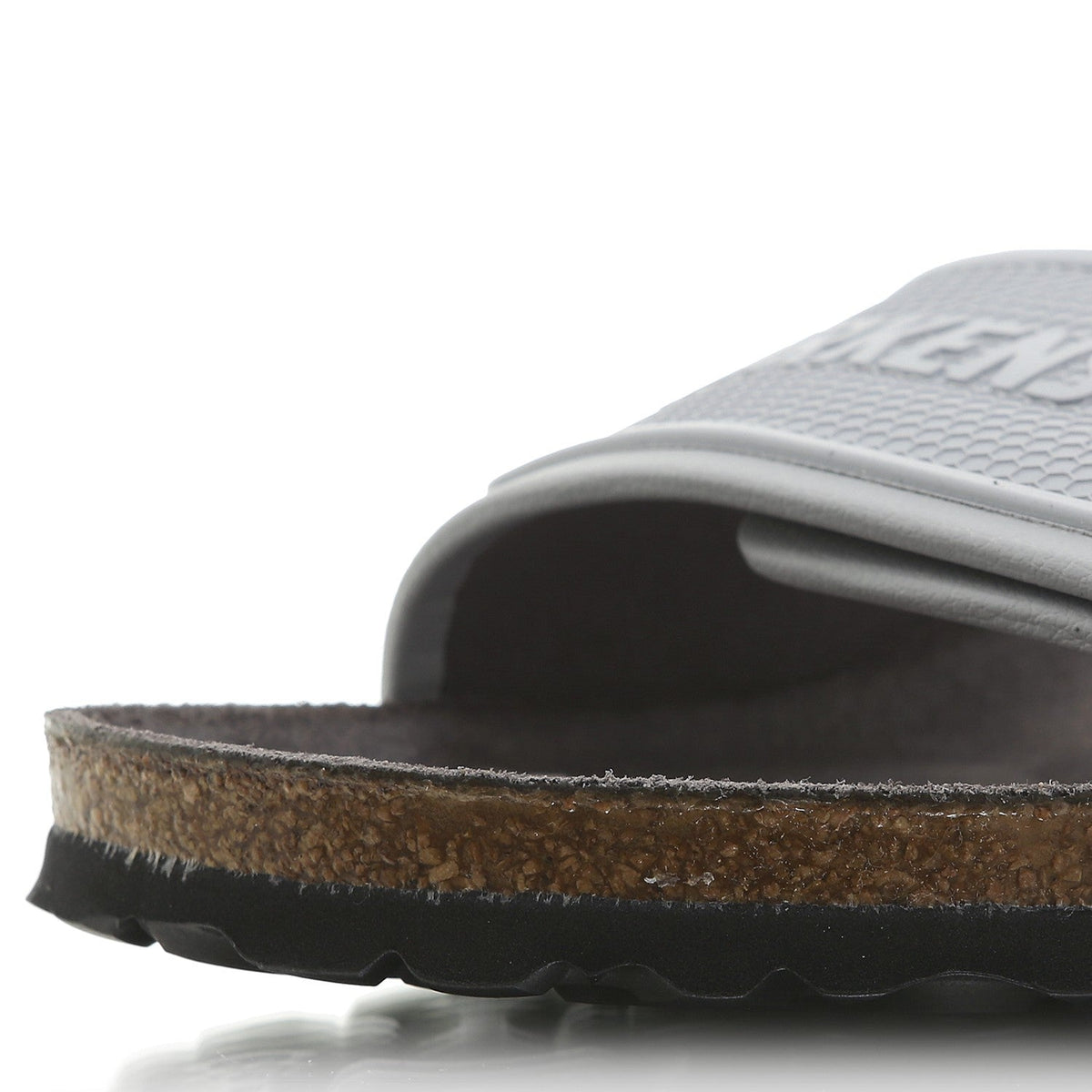 Tema MF light gray | Bildmaterial bereitgestellt von SHOES.PLEASE.