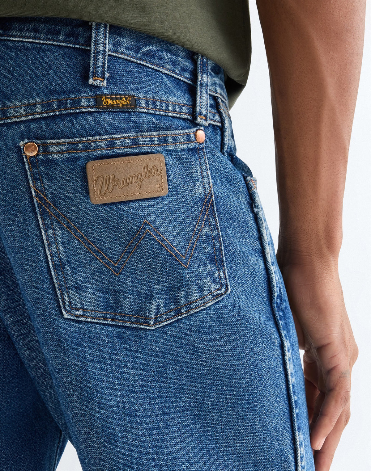 13MWZ STONEWASHED medium denim | Bildmaterial bereitgestellt von SHOES.PLEASE.