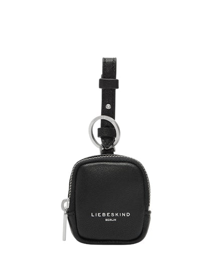 Andrea Pouch Pendant black | Bildmaterial bereitgestellt von SHOES.PLEASE.