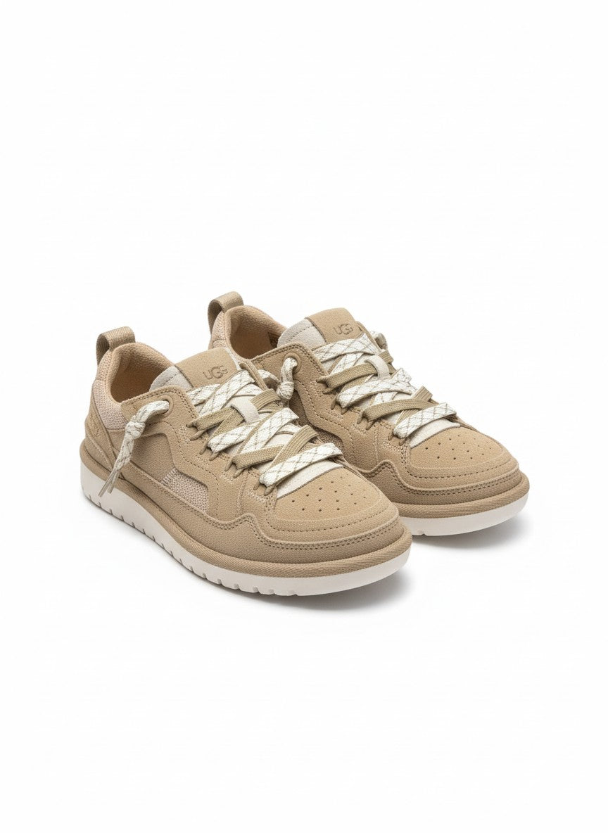 W Minimel mustard seed | Bildmaterial bereitgestellt von SHOES.PLEASE.