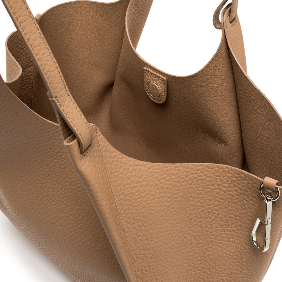 Dua clay BS 9720 | Bildmaterial bereitgestellt von SHOES.PLEASE.