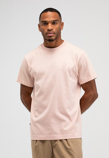 Army Loose Tee frozen berry | Bildmaterial bereitgestellt von SHOES.PLEASE.