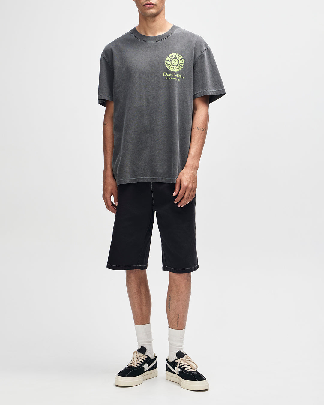 Canggu Address Tee anthracite | Bildmaterial bereitgestellt von SHOES.PLEASE.