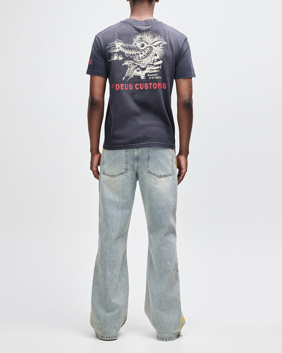 Bugzzz Tee black beauty | Bildmaterial bereitgestellt von SHOES.PLEASE.