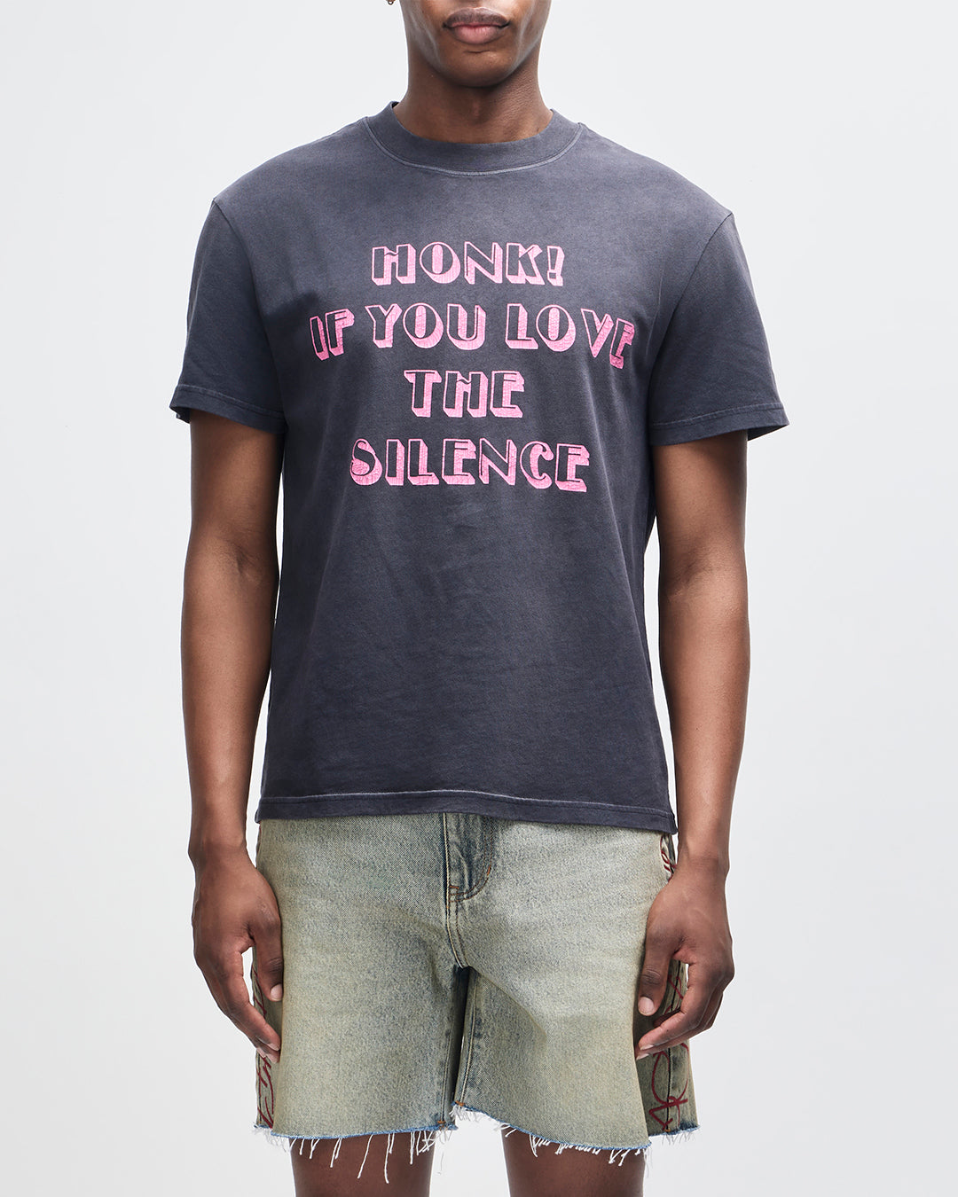 Honk! Tee black beauty | Bildmaterial bereitgestellt von SHOES.PLEASE.
