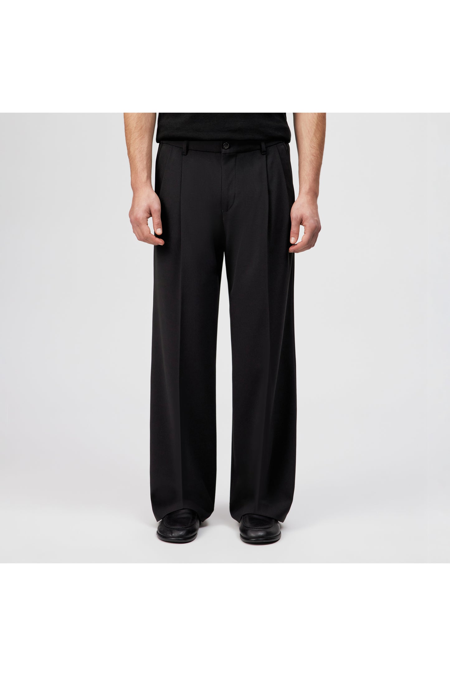 LEEK_WIDE 40757-120198-1000 black | Bildmaterial bereitgestellt von SHOES.PLEASE.