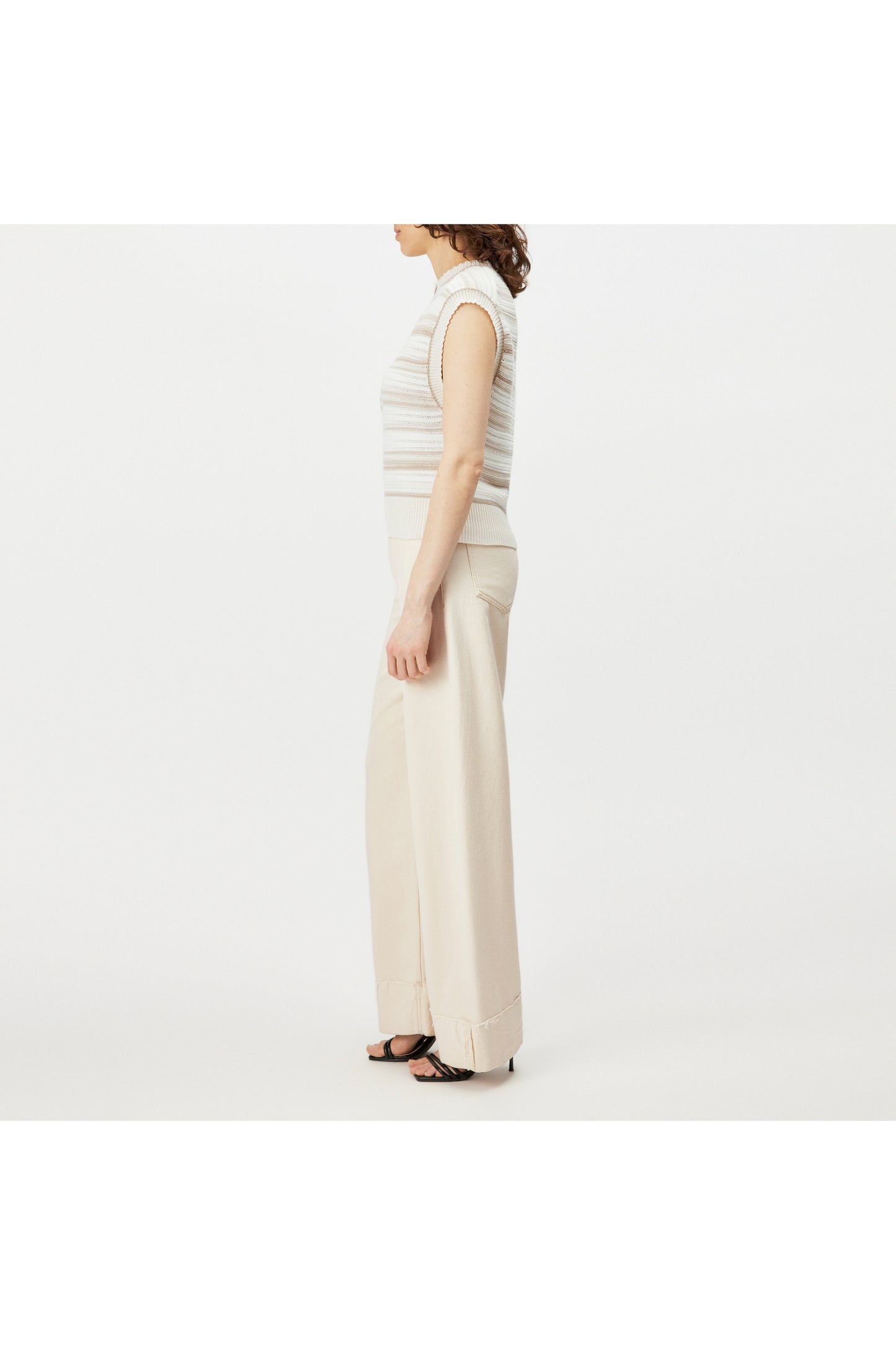 OFELY 88417-424060-1724 beige | Bildmaterial bereitgestellt von SHOES.PLEASE.