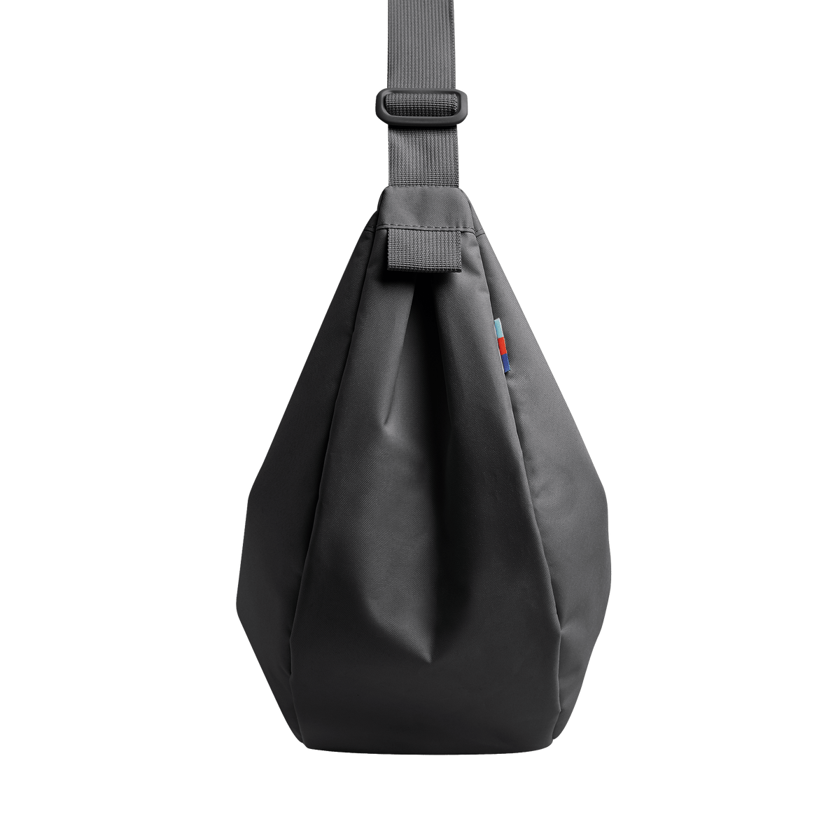 Moon Bag Large shark | Bildmaterial bereitgestellt von SHOES.PLEASE.