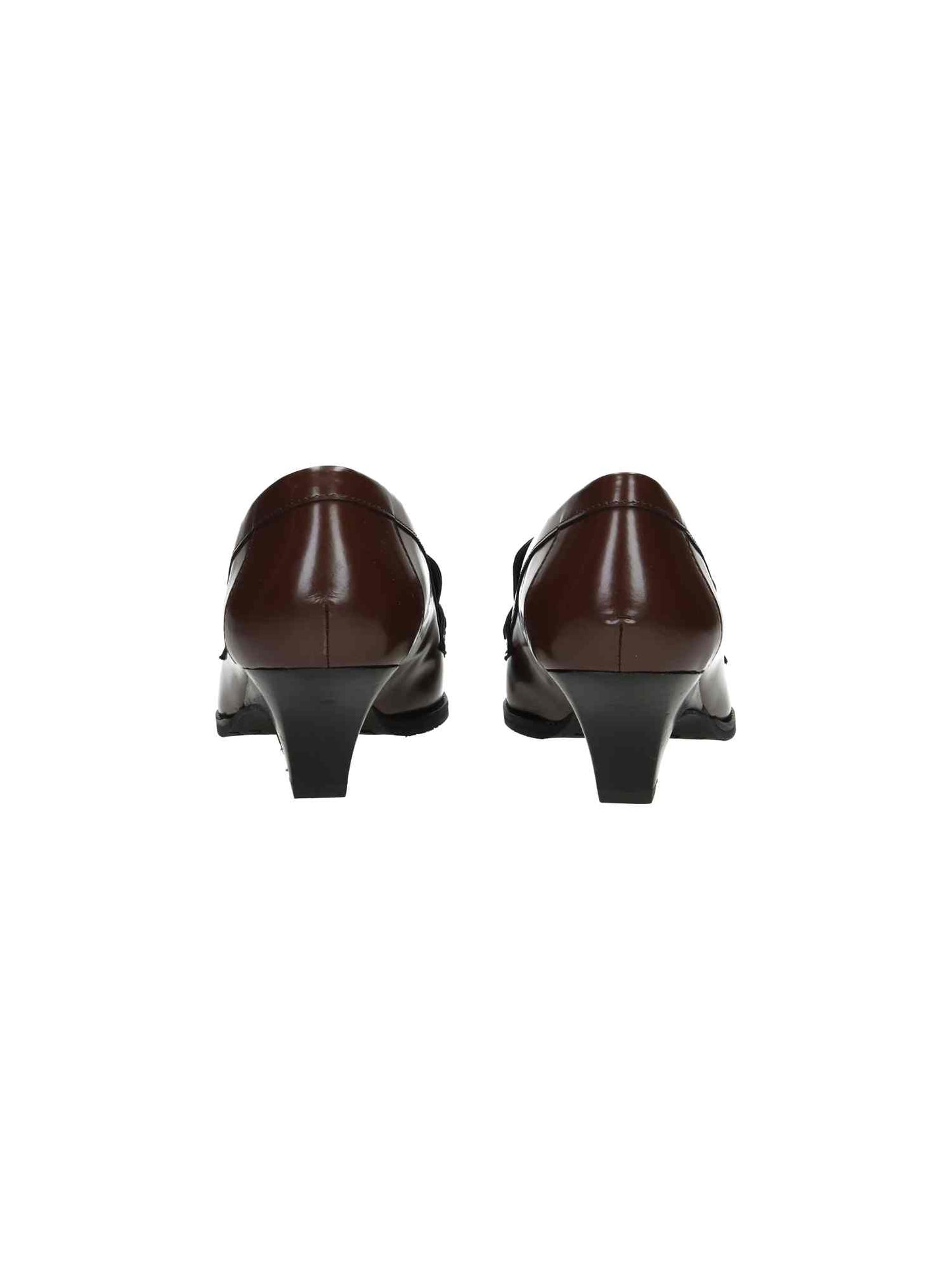 8250 Boston marron | Bildmaterial bereitgestellt von SHOES.PLEASE.