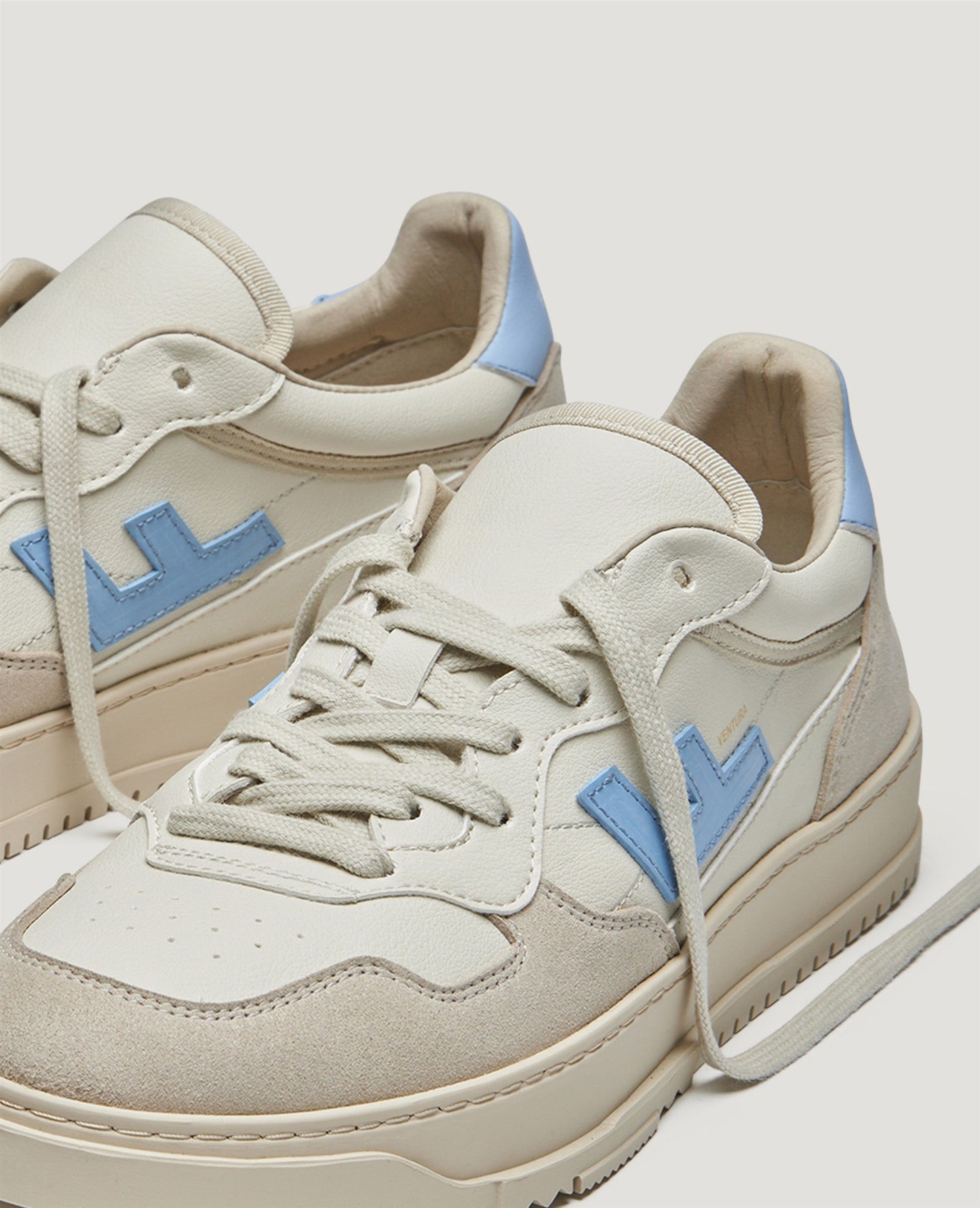 Ventura sky cream | Bildmaterial bereitgestellt von SHOES.PLEASE.
